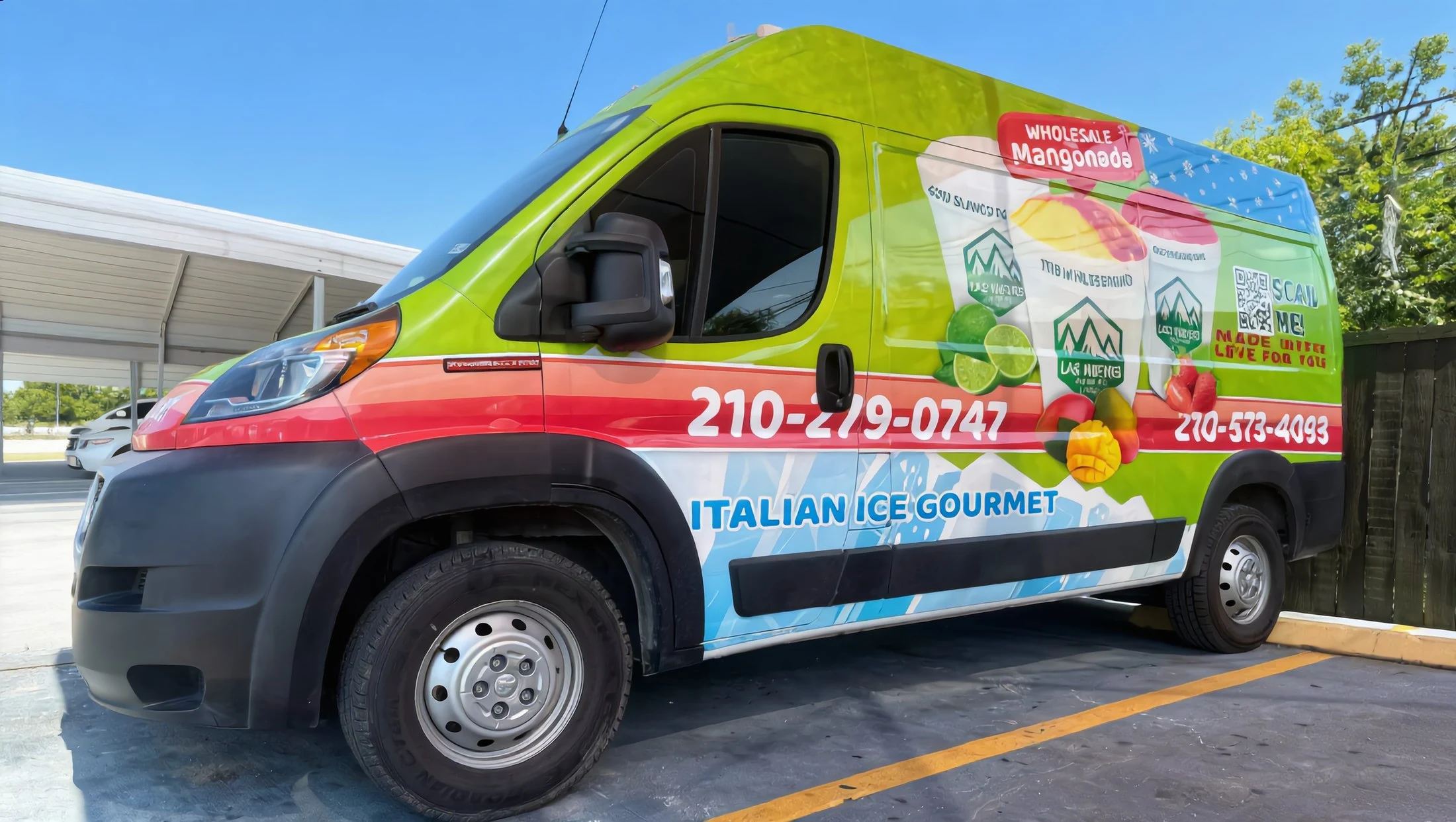 Las Nieves delivery van, side view